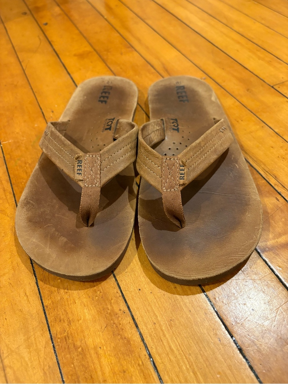 Reef Men's Brown Suede Flip Flops